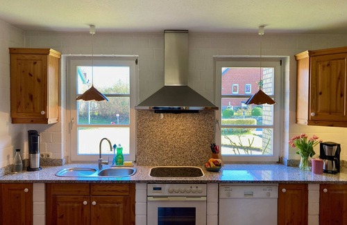 Langballigholz House | Home port - garden, terrace, carmine, bathtub, shower, 3 parking spaces