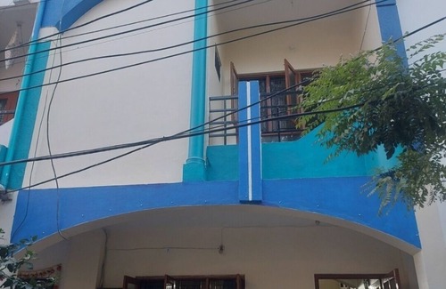 Indore House | Home Stay with Sanjeev: 2-bedroom house in enchanting Indore with AC, WiFi