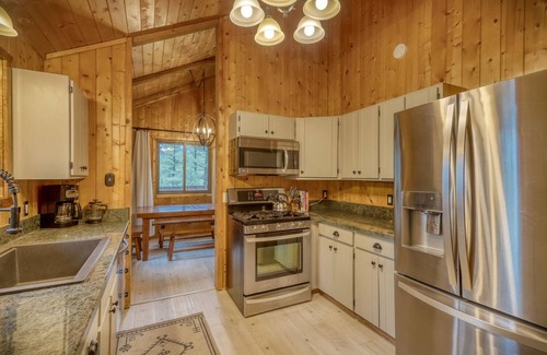 Pagosa Springs House | Home with incredible views perfect for large groups