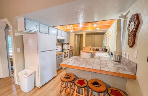 Red Lodge House | Home with lots of space just across the street from Rock Creek