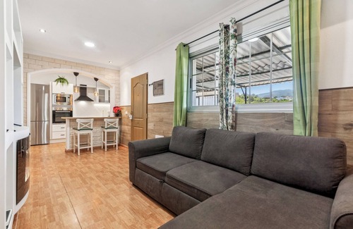 Valleseco Ski Chalet | Home2Book Valleseco Mountain Views, BBQ & Jacuzzi