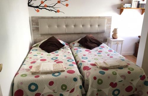 Alto do Pina Apartment | Home2Home Lisbon