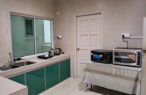 Miri Apartment | Homelite Eco Park Condominium