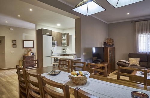 San Bartolome de Pinares House | Homerez - House in San Bartolomé de Pinares