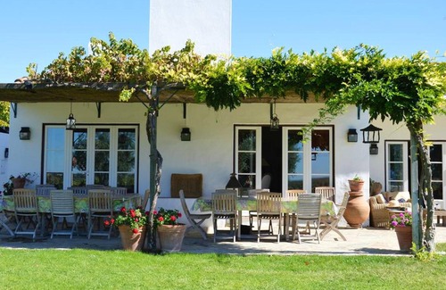 Alter do Chao House | Homerez - Big house for 17 ppl. with shared pool and terrace at Seda