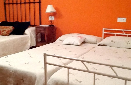 Villamiel House | Homerez - Big house for 19 ppl. with garden and terrace at Villamiel