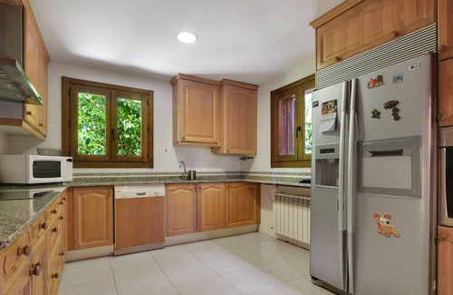 Navacerrada Villa | Homerez - Big villa for 10 ppl. with swimming-pool at Navacerrada