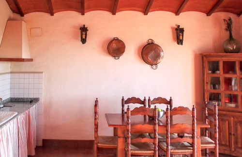 Estepa House | Homerez - Charming House in Estepa with Shared Pool