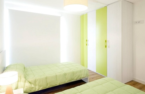 Outes House | Homerez - House 3 km away from the beach for 9 ppl. with swimming-pool at Outes