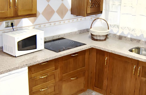 Yegen House | Homerez - Idyllic House in Yegen with Mountain View