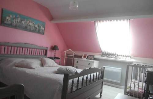 Nonant-le-Pin House | Homerez - Nice house for 5 ppl. with terrace at Nonant-le-Pin