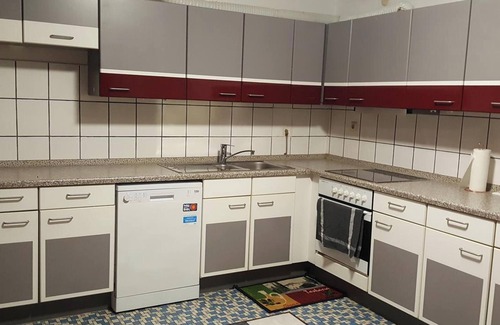 Ramstein-Miesenbach Apartment | Homerez - Spacious Apartment in Ramstein, 165m², garden