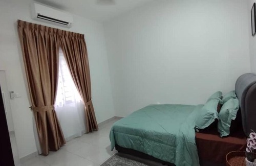 Kampung Rawa House | HOMESTAY D'ANGGUN JENDERAM