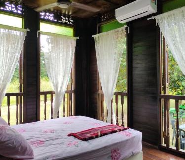 Kampung Jimah House | Homestay Kampung Den