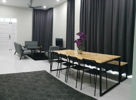 Kuala Terengganu House | Homestay Kuala Terengganu Kampung Atas Tol