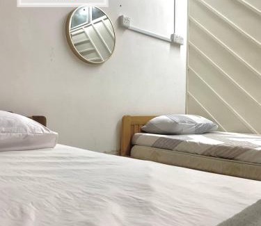 Ladang Sekolah Apartment | Homestay Kuala Terengganu near Batu Burok, Hospital HSNZ, KTCC Mall, Drawbridge A