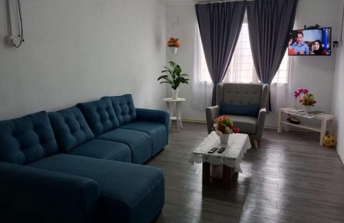 Batu Kikir House | Homestay Mak Serting Tengah