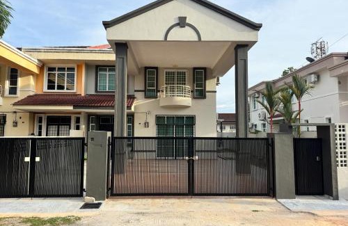 Bukit Serindit House | Homestay Melaka Executive