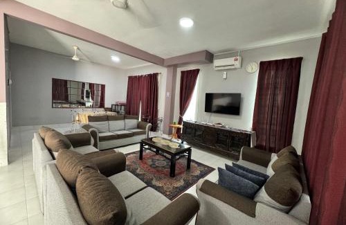 Bukit Serindit House | Homestay Melaka Executive