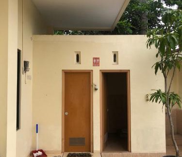 Mungkid Hotel | Homestay Mulia Syariah Borobudur Magelang Mitra RedDoorz