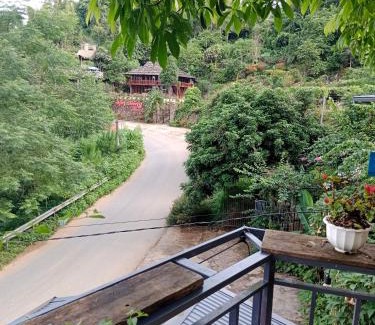 Van Chan House | homestay phô núi suôi giang
