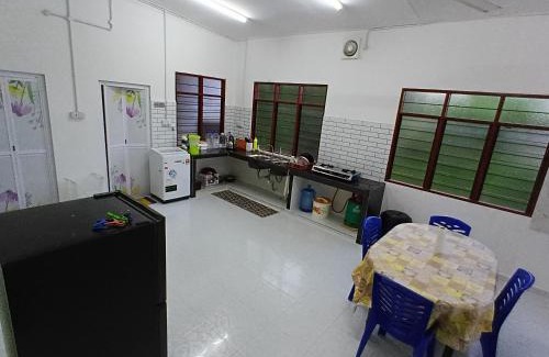 Kampung Durian Guling House | Homestay Puteri D'Durian Guling