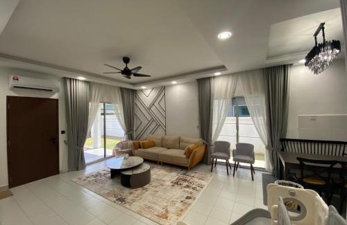 Kuala Langat District House | Homestay Rindu Houz Bandar Mahkota Banting