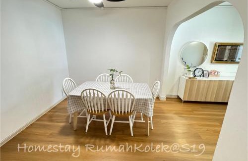 Seksyen 19 House | Homestay Rumah Kolek, Shah Alam