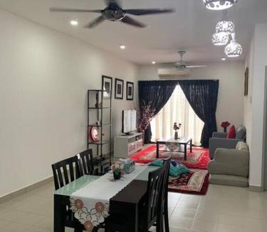 Seksyen 13 Apartment | Homestay Shah Alam (Residensi Alami)