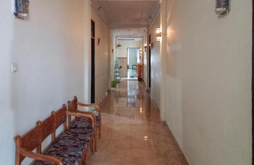 Bitung Hotel | Homestay Singgasana Mitra RedDoorz