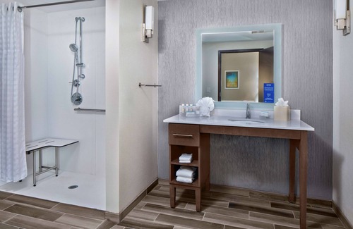 Greensboro Hotel | Homewood Suites by Hilton Greensboro Wendover, NC