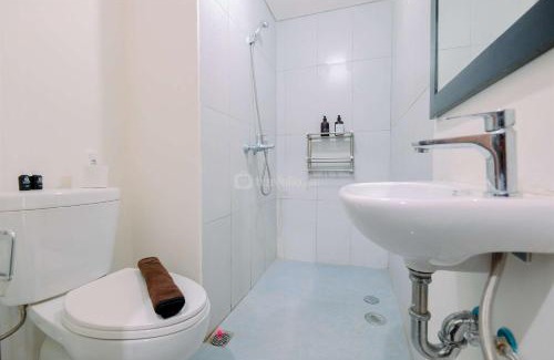 Tajur Halang Apartment | Homey and Restful Studio Royal Sentul Park Apartment By Travelio