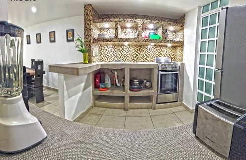 Granjas del Marques Villa | HominngBird