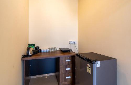 Dariyaganj Apartment | Homlee-Value 1 BR-Central Delhi-terrace-view-lift