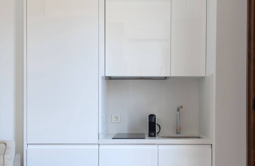 Distrito Centro Apartment | Hommyhome Coliseum 202