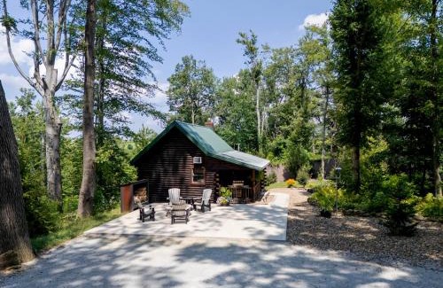 Millersburg House | Honey Bear Cabin