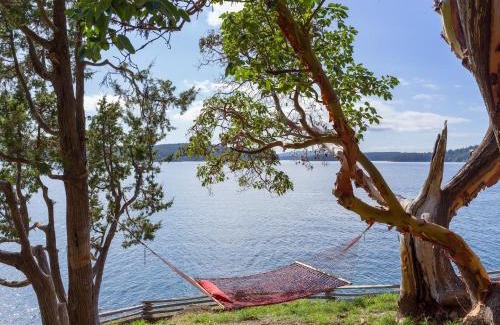 Orcas House | Hook's Nest-magnificent Waterfront Luxury Home