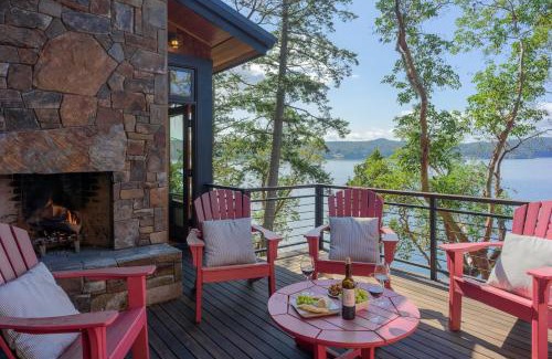 Orcas House | Hook's Nest-magnificent Waterfront Luxury Home