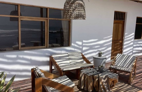 Coastal Region House | HOP MAR Surfea las Mejores Olas de Puemape