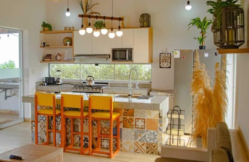 Ica Villa | HOP Praia: Modern Home with Lagoon View