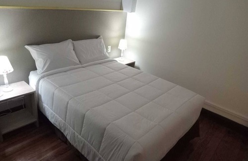 Lima Historic Center Hostel | Hospedaje Colville a 1 cuadra de Plaza Mayor de Lima