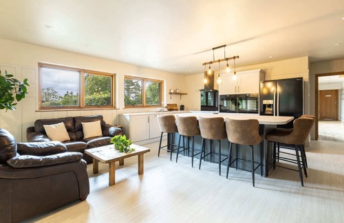 Tarset House | Host & Stay | Crackin' View