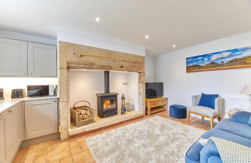 Wall House | Host & Stay - Maggie's