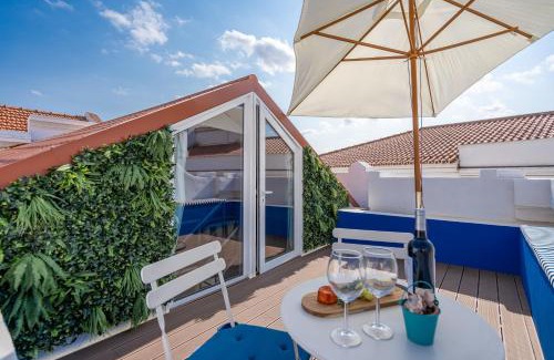 Evora House | Host Wise - Elegant Loft with Historic Charm & Terrace