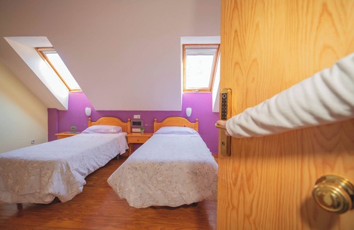 Villanua Hostel | Hostal Alto Aragon