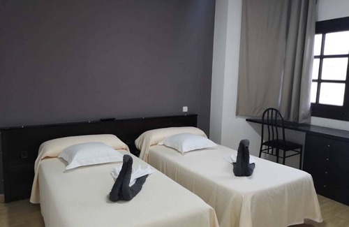 Brunete Hotel | Hostal Asador Julian Brunete