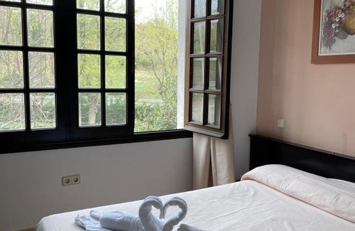 Brunete House | Hostal Asador Julian