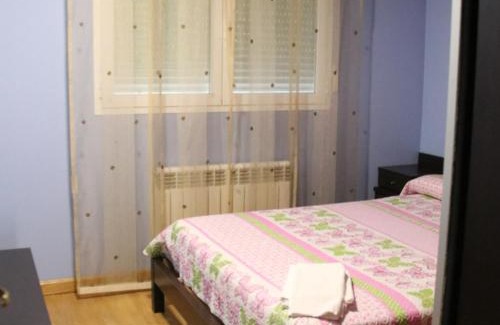 Milagro House | HOSTAL BURGALES