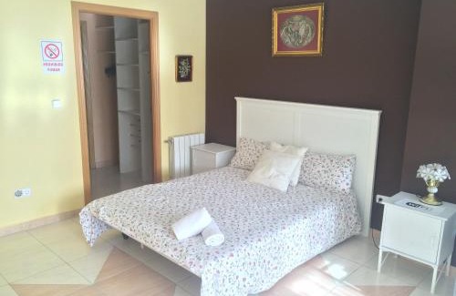 Palomas House | Hostal Escala Suites