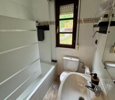 Cain Hotel | Hostal La Ruta